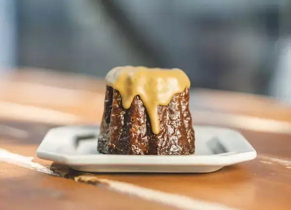「静岡県産の抹茶・ほうじ茶を使った“お茶を食べる”カヌレをオンラインで」の画像