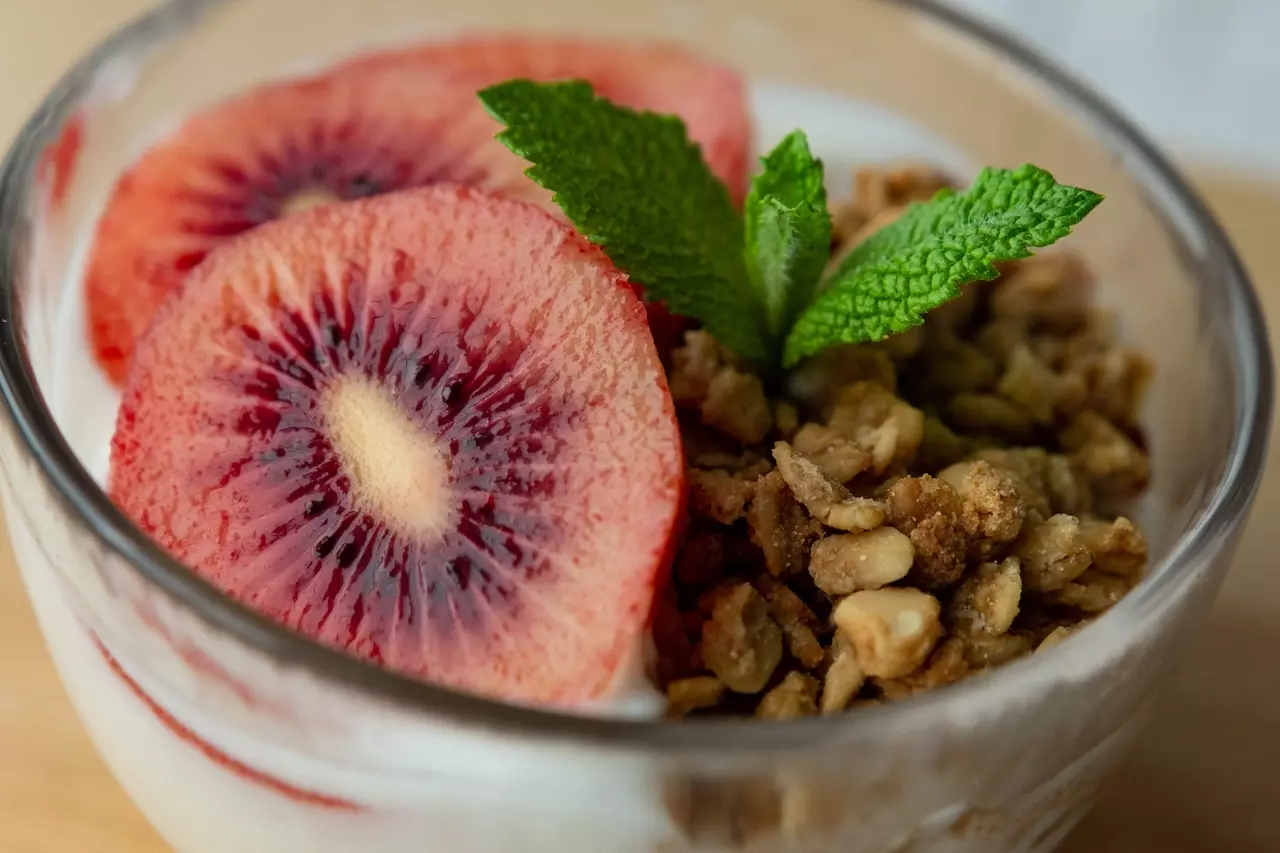 幻の赤い果実レッドキウイ 限定販売