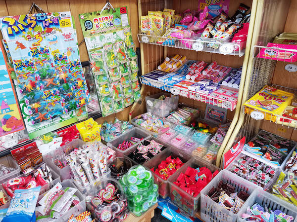 いながきの駄菓子屋探訪４７東京都足立区 ひばり 関西の駄菓子屋フード たこせん が東京で食べられる 21年5月29日 エキサイトニュース