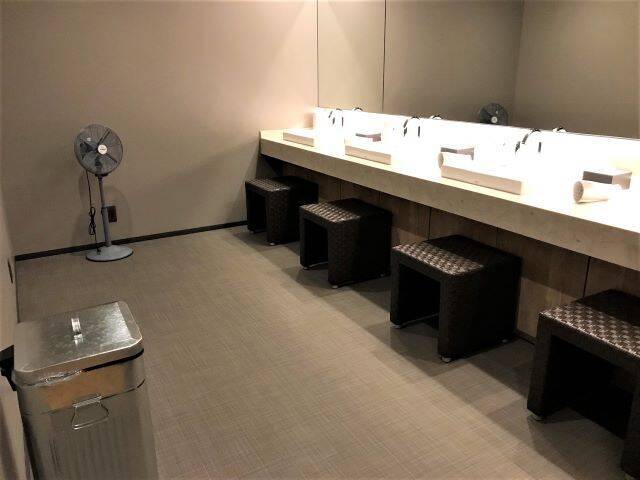 オープン記念１泊２７５０円～！遊び心あふれるラウンジが魅力のホテル「ザ ロイヤルパーク キャンバス 京都二条」