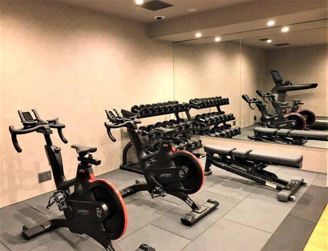 オープン記念１泊２７５０円～！遊び心あふれるラウンジが魅力のホテル「ザ ロイヤルパーク キャンバス 京都二条」