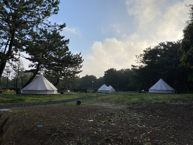 東京から１時間の別世界！稲毛海浜公園内にオープンしたグランピング施設「スモール プラネット キャンプ＆グリル」に行ってみた！