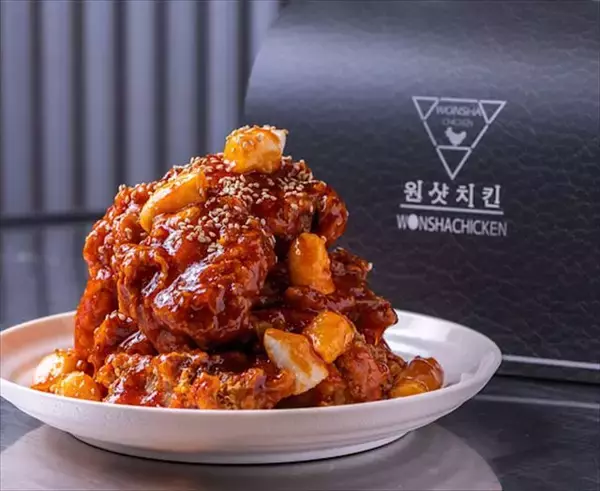 「【期間限定】とろーりチーズの韓国キンパ＆ヤンニョムチキン食べ放題」の画像