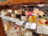 いながきの駄菓子屋探訪４９栃木県下野市「Sango-Papa」店主の好きなものがひしめき合う“食べられないケーキ”の店