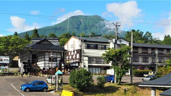 絶景と秘湯に出会う山旅 ２６ 津軽富士 岩木山と湯量豊富な嶽温泉 21年6月18日 エキサイトニュース