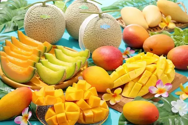 「贅沢に好きなだけ堪能！スイパラで「国産さくらんぼ・メロン食べ放題」開催」の画像