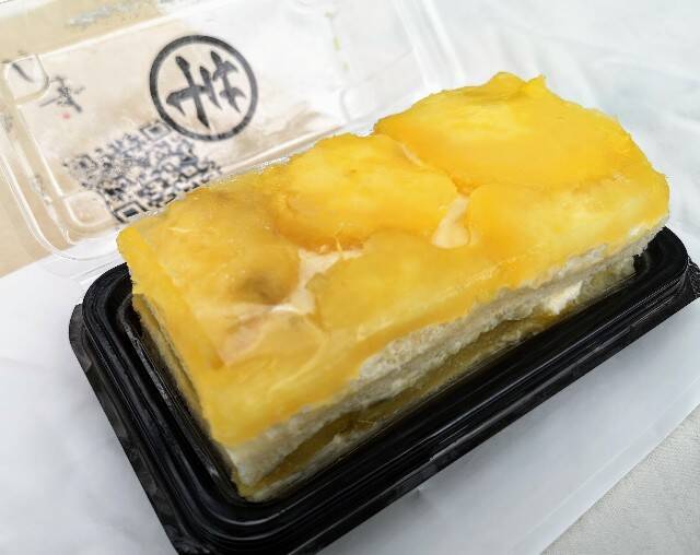 １個にお芋が半分も！「高級芋菓子しみず」のとろけるオープンサンドを実食！【渋谷東急フードショー】