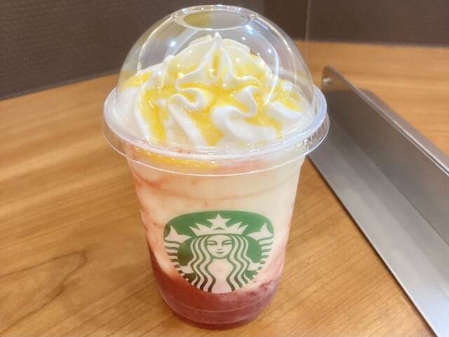 【スタバ新作】青森県の地元フラペチーノ、「青森 じゃわめく りんご ストロベリー フラペチーノ®」ってどんな味？