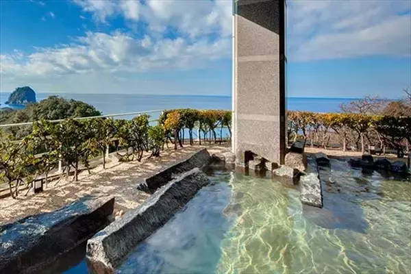 「静岡・伊豆の魅力を満喫！楽天トラベル「カップルに人気の高級温泉宿ランキング」」の画像