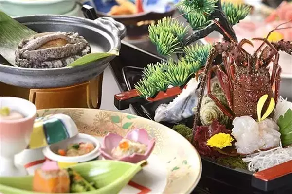 「静岡・伊豆の魅力を満喫！楽天トラベル「カップルに人気の高級温泉宿ランキング」」の画像