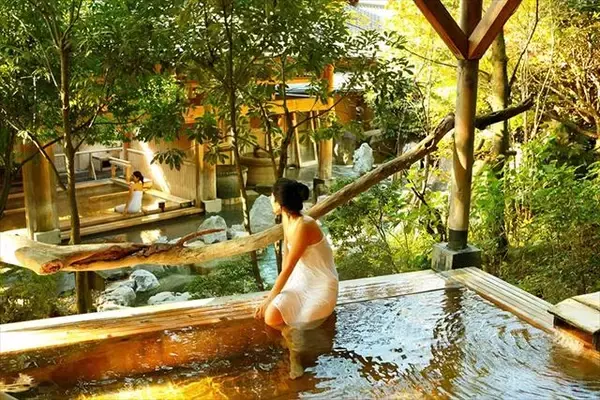 「静岡・伊豆の魅力を満喫！楽天トラベル「カップルに人気の高級温泉宿ランキング」」の画像