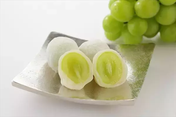 「スイパラで旬のフルーツを堪能！フルーツパラダイス「シャインマスカット食べ放題」」の画像