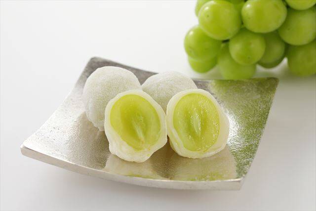 スイパラで旬のフルーツを堪能！フルーツパラダイス「シャインマスカット食べ放題」