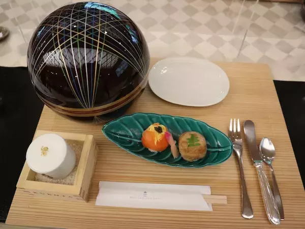 「料亭で味わうアフタヌーンティー！？「ホテル椿山荘東京」×「久保田」がコラボした、大人のための“和テイスト”を実食ルポ」の画像