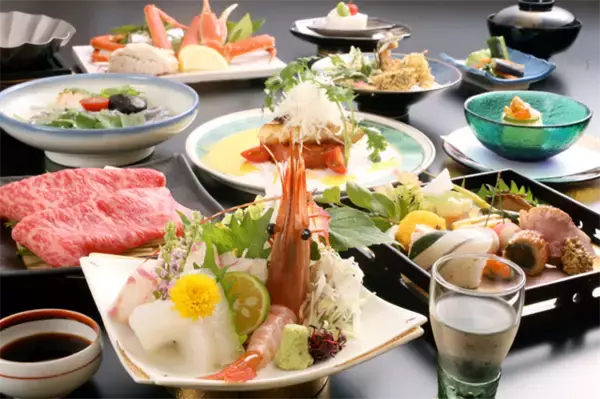 「【２０２１年最新】外湯めぐりやグルメも魅力！楽天トラベル「城崎温泉の人気旅館・ホテルランキング」」の画像