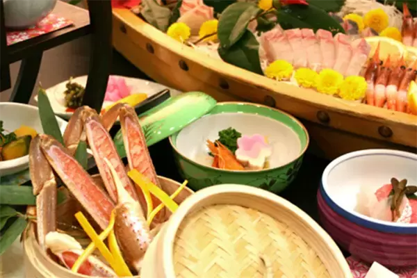 「【２０２１年最新】外湯めぐりやグルメも魅力！楽天トラベル「城崎温泉の人気旅館・ホテルランキング」」の画像