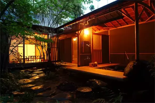 「【２０２１年最新】外湯めぐりやグルメも魅力！楽天トラベル「城崎温泉の人気旅館・ホテルランキング」」の画像