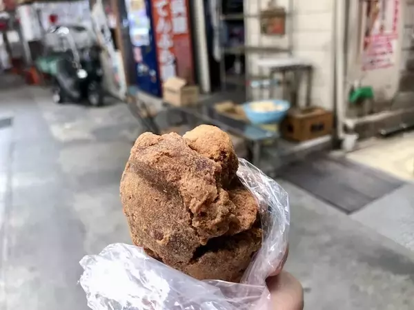 「“那覇一番”とのうわさも！？知る人ぞ知る「呉屋てんぷら屋」のサーターアンダギーは超美味【実食ルポ】」の画像