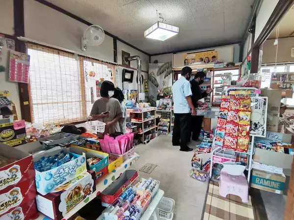 「【宮永篤史の駄菓子屋探訪１０】北海道浦河郡浦河町「気まぐれ屋」２０２０年にオープンで早くも人気！ハンドメイドと駄菓子の店」の画像