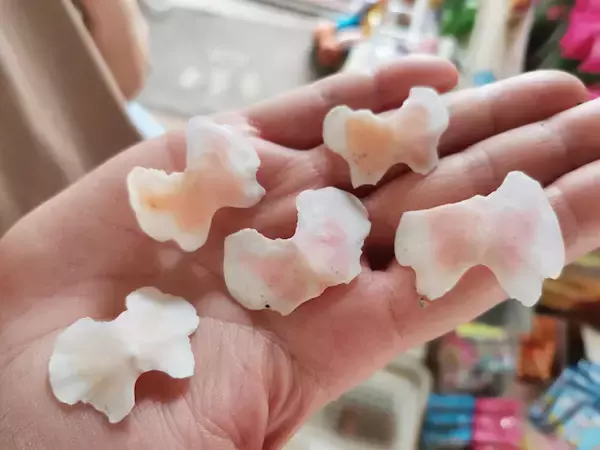 「【宮永篤史の駄菓子屋探訪１０】北海道浦河郡浦河町「気まぐれ屋」２０２０年にオープンで早くも人気！ハンドメイドと駄菓子の店」の画像