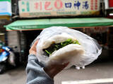「【台湾】肉の脂身の量を選べる！ふかふか蒸しパンのハンバーガー・割包と漢方スープ・四神湯が絶品の人気店「藍家割包」」の画像10