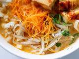 「【成城石井エスニック惣菜レビュー】「シンガポール風ラクサ」はスープの旨さが本格的！」の画像11
