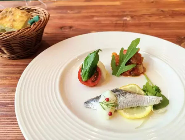 「世界初！ローマの老舗ジェラート「ジョリッティ」のカフェダイニング【実食ルポ】」の画像