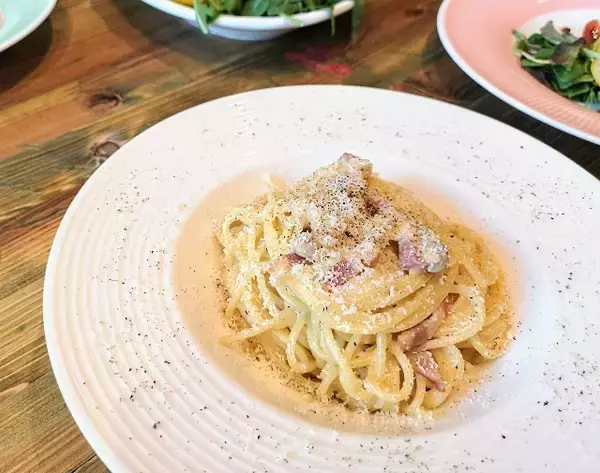 「世界初！ローマの老舗ジェラート「ジョリッティ」のカフェダイニング【実食ルポ】」の画像