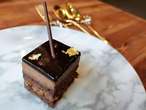 「世界初！ローマの老舗ジェラート「ジョリッティ」のカフェダイニング【実食ルポ】」の画像