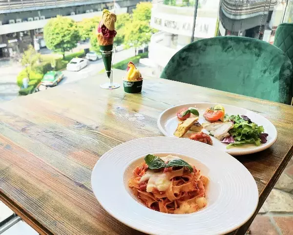 「世界初！ローマの老舗ジェラート「ジョリッティ」のカフェダイニング【実食ルポ】」の画像