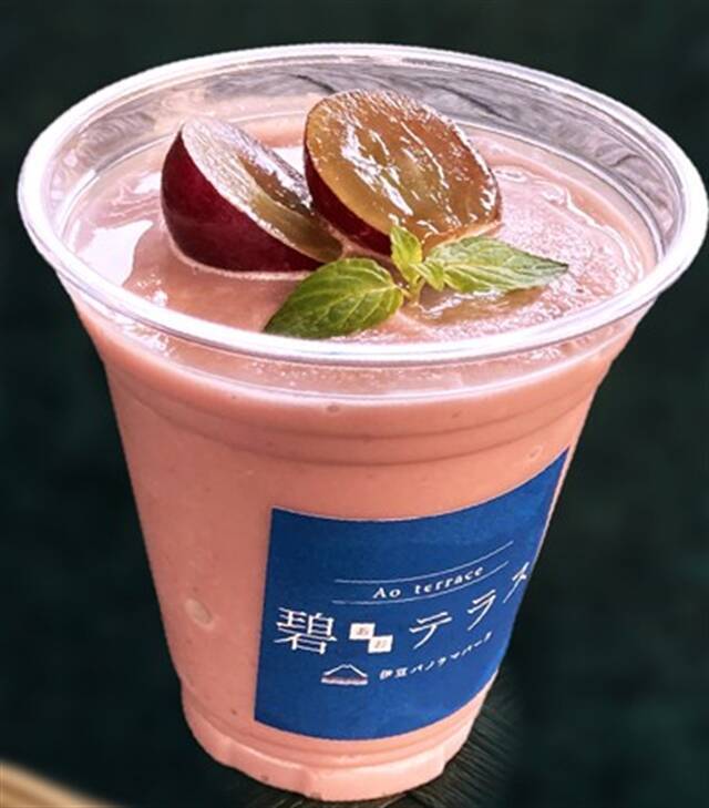 雪化粧した富士山と駿河湾が絶景！「碧テラス」秋の限定メニュー登場