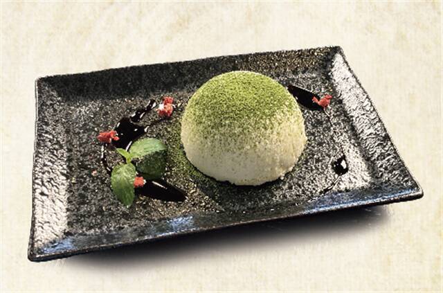 雪化粧した富士山と駿河湾が絶景！「碧テラス」秋の限定メニュー登場