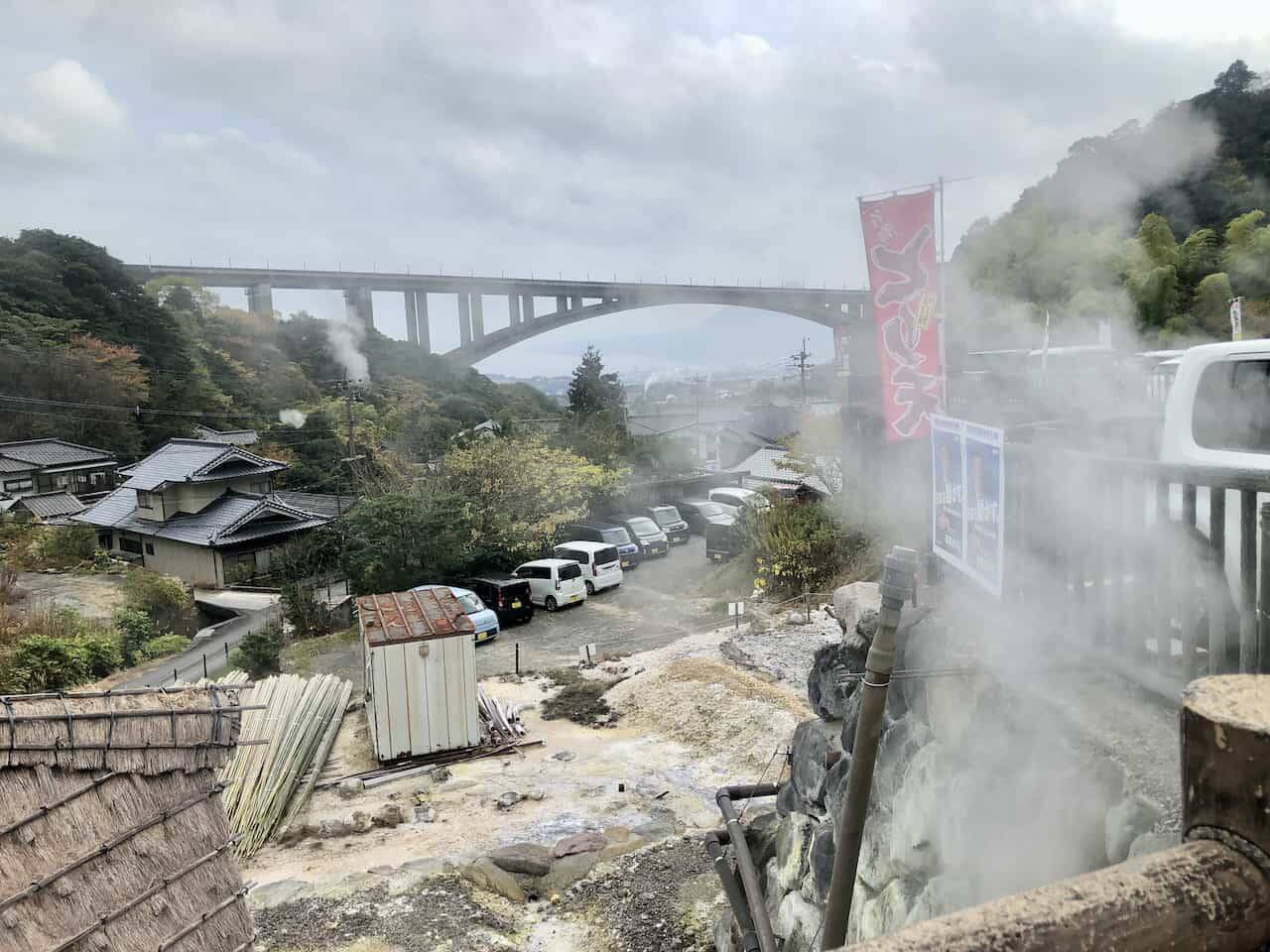 大分県明礬温泉の名所2選！「地獄蒸しプリン」「湯の花」は必ず訪れたい