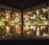 「京都・柳谷観音の「紅葉ウイーク」開催中！ライトアップや話題の花手水も」の画像6