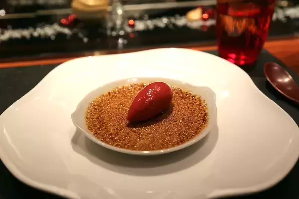 「六本木「ロブション」と「鳥取」による期間限定フレンチとは？冬の松葉がにも」の画像