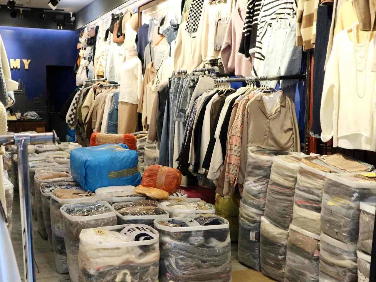 【台湾】台北の服飾問屋街「五分舖商圈」現地レポ！掘り出し物が見つかるかも