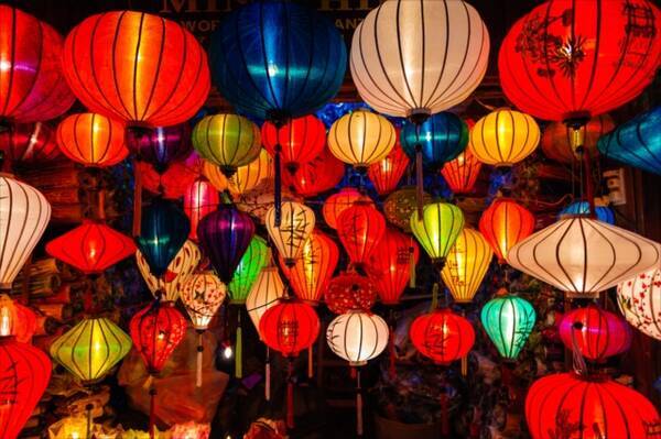 ベトナム ランタン祭 明かりを灯せば 世界はこんなに幻想的になる 14年8月4日 エキサイトニュース