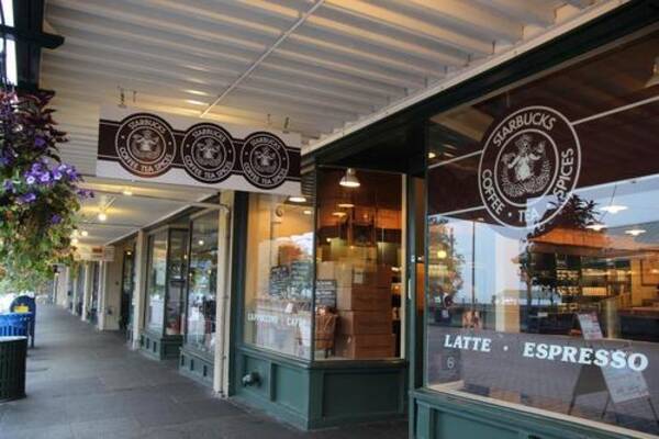 スタバはここからはじまった シアトル スターバックス１号店に潜入 15年9月9日 エキサイトニュース