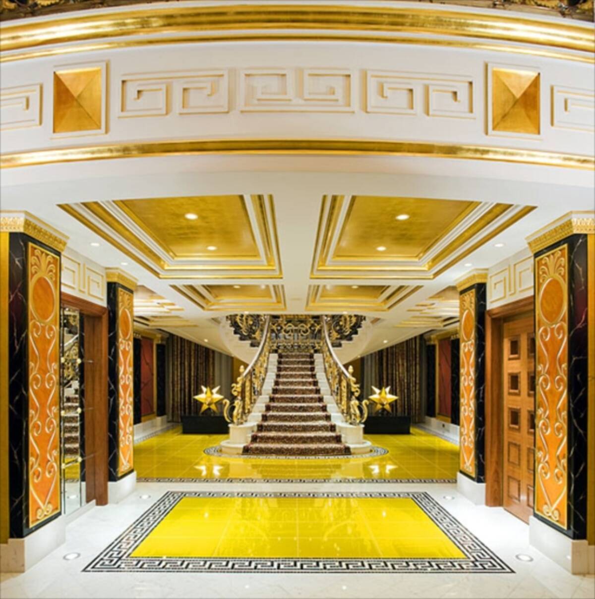 世界唯一の七ツ星ホテル ルジュ アル アラブ のロイヤルスイートを見学 14年12月30日 エキサイトニュース