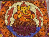 「美しきインドの砂絵、光彩奪目の伝統「ランゴリ」の世界」の画像14