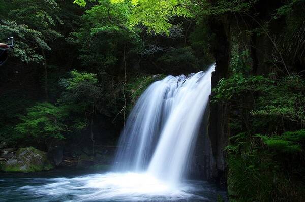 身も心も癒される 清涼感のある日本の美しい滝６選 15年6月25日 エキサイトニュース