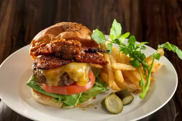 「全米が沸くバーガーの祭典を六本木で！BLT STEAK ROPPONGI「バーガーマンス2026」開催」の画像