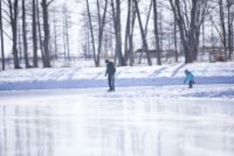 和歌山県初の屋外スケートリンク「アオゾラ アイスパーク」12月20日から期間限定オープン ｜道の駅 四季の郷公園