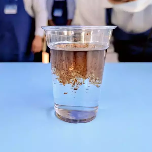 「【入場無料のGWイベント】不思議なコーヒータイムを楽しむ没入体験！外れなしのカプセルトイも｜ネスカフェ アイスブレンド」の画像