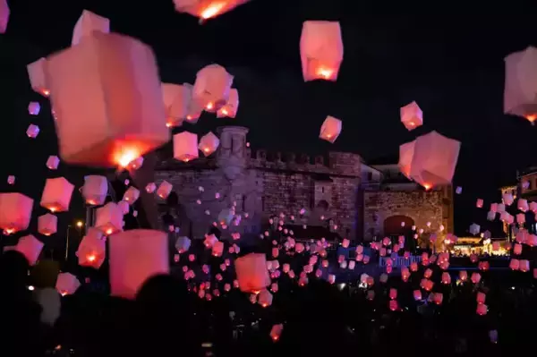 「【ランタンフェスやクリスマスマーケットも】冬を彩る光のフェスティバル「フェスタ・ルーチェ」開幕｜和歌山マリーナシティ」の画像