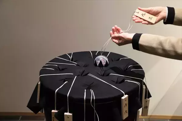 「【Netflix話題作「イクサガミ」の世界を香りで追体験】松栄堂のお香「京八流香」が京都・東京限定で登場」の画像