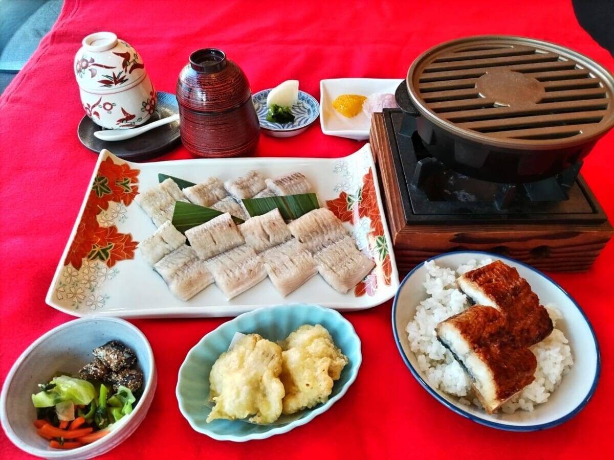 【期間限定】夏の味覚・鱧鍋や鰻の炙り焼きなどの会席を特別価格で｜大阪・道頓堀 治兵衛