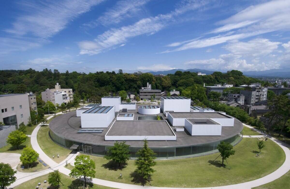 【金沢21世紀美術館で「言葉でつなぐ、私と香り展」開催】匂い香づくりのワークショップ・トークセッションも