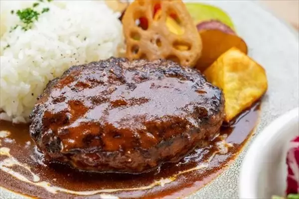 「【道の駅くるくる なると】徳島県のブランド牛「阿波黒牛」を使った新メニュー登場」の画像