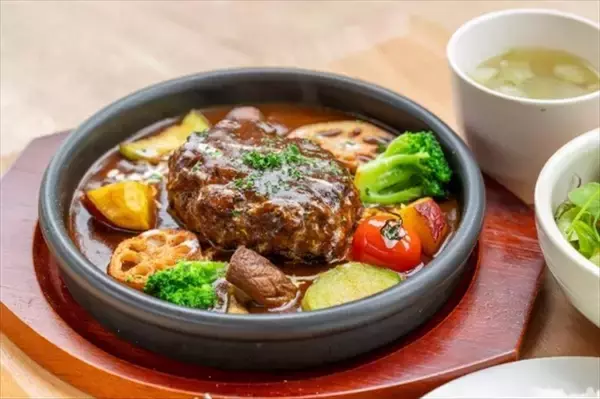 「【道の駅くるくる なると】徳島県のブランド牛「阿波黒牛」を使った新メニュー登場」の画像